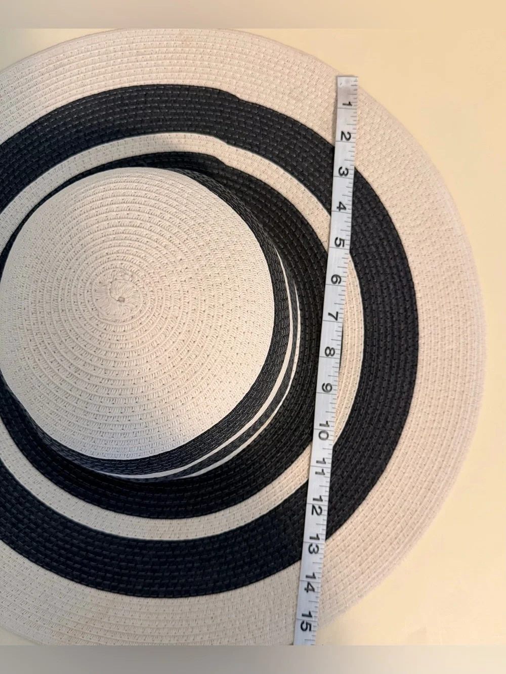 Chic Wide-Brim Striped Sun Hat – Black & Cream